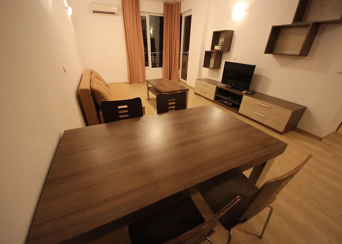 Menada Zornitsa شقة *